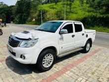 https://riyasewana.com/uploads/toyota-hilux-vego-21630326905.jpg