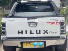 https://riyasewana.com/uploads/toyota-hilux-vigo-102002014253.jpg