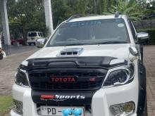 https://riyasewana.com/uploads/toyota-hilux-vigo-102007136666.jpg