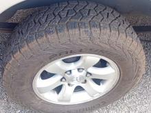 https://riyasewana.com/uploads/toyota-hilux-vigo-11144256414.jpg
