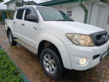 https://riyasewana.com/uploads/toyota-hilux-vigo-1219435732.jpg