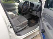 https://riyasewana.com/uploads/toyota-hilux-vigo-12194357643.jpg