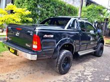 https://riyasewana.com/uploads/toyota-hilux-vigo-131508026034.jpg
