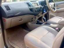 https://riyasewana.com/uploads/toyota-hilux-vigo-132226334693.jpg