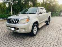 https://riyasewana.com/uploads/toyota-hilux-vigo-14110602532.jpg