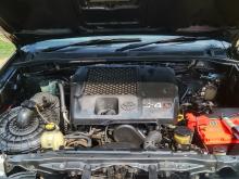 https://riyasewana.com/uploads/toyota-hilux-vigo-1414571317336.jpg