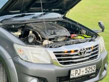 https://riyasewana.com/uploads/toyota-hilux-vigo-161024336825.jpg