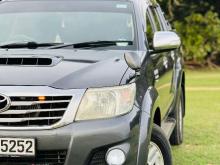 https://riyasewana.com/uploads/toyota-hilux-vigo-161024336936.jpg