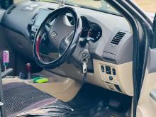 https://riyasewana.com/uploads/toyota-hilux-vigo-161024337004.jpg