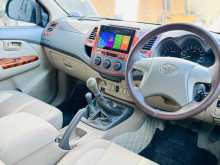 https://riyasewana.com/uploads/toyota-hilux-vigo-1611571022403.jpg