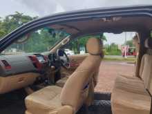 https://riyasewana.com/uploads/toyota-hilux-vigo-17161544476.jpg