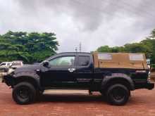 https://riyasewana.com/uploads/toyota-hilux-vigo-17161544992.jpg