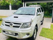 https://riyasewana.com/uploads/toyota-hilux-vigo-1720551524443.jpg