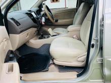 https://riyasewana.com/uploads/toyota-hilux-vigo-1720551524822.jpg