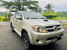 https://riyasewana.com/uploads/toyota-hilux-vigo-18195622773.jpg