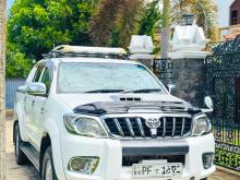 https://riyasewana.com/uploads/toyota-hilux-vigo-1910251817516.jpg