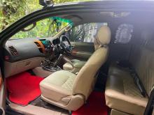 https://riyasewana.com/uploads/toyota-hilux-vigo-192115326204.jpg