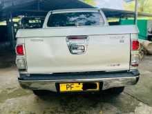 https://riyasewana.com/uploads/toyota-hilux-vigo-2007-2817304912634.jpg