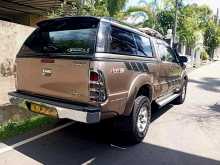 https://riyasewana.com/uploads/toyota-hilux-vigo-2009-2322504012332.jpg