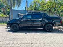 https://riyasewana.com/uploads/toyota-hilux-vigo-2009-512243212322.jpg