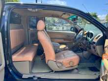 https://riyasewana.com/uploads/toyota-hilux-vigo-2009-614462112853.jpg