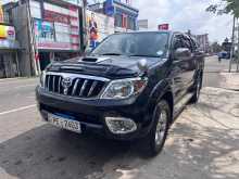 Toyota Hilux Vigo 3 0 2012 Pickup