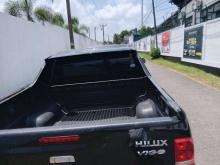 https://riyasewana.com/uploads/toyota-hilux-vigo-201229176105.jpg
