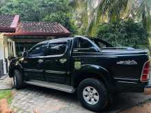 https://riyasewana.com/uploads/toyota-hilux-vigo-2112170322473.jpg