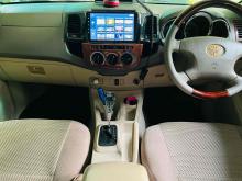 https://riyasewana.com/uploads/toyota-hilux-vigo-2112185224441.jpg