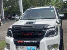 https://riyasewana.com/uploads/toyota-hilux-vigo-211646434603.jpg