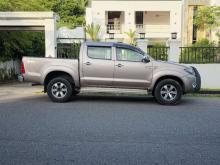 https://riyasewana.com/uploads/toyota-hilux-vigo-21747506063.jpg