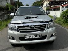 Toyota Hilux Vigo Champ 2011 Pickup