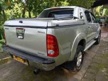 https://riyasewana.com/uploads/toyota-hilux-vigo-241256464702.jpg