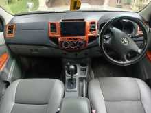https://riyasewana.com/uploads/toyota-hilux-vigo-241256464753.jpg