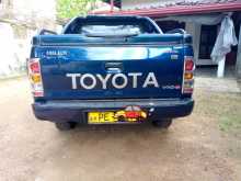 https://riyasewana.com/uploads/toyota-hilux-vigo-241611374843.jpg