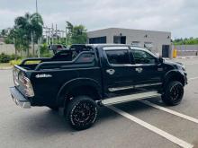 https://riyasewana.com/uploads/toyota-hilux-vigo-251132206266.jpg