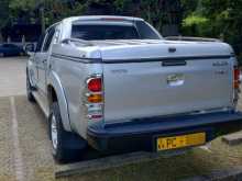 https://riyasewana.com/uploads/toyota-hilux-vigo-2592659982.jpg