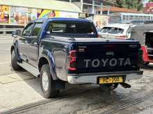 https://riyasewana.com/uploads/toyota-hilux-vigo-271202244552.jpg