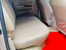 https://riyasewana.com/uploads/toyota-hilux-vigo-292102396594.jpg