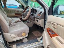 https://riyasewana.com/uploads/toyota-hilux-vigo-312132166704.jpg