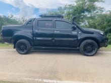 https://riyasewana.com/uploads/toyota-hilux-vigo-313274817096.jpg
