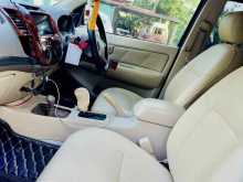 https://riyasewana.com/uploads/toyota-hilux-vigo-317422422553.jpg
