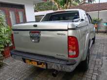 https://riyasewana.com/uploads/toyota-hilux-vigo-31843504143.jpg