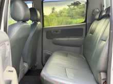 https://riyasewana.com/uploads/toyota-hilux-vigo-417522856.jpg