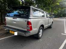 https://riyasewana.com/uploads/toyota-hilux-vigo-4202032523.jpg