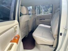 https://riyasewana.com/uploads/toyota-hilux-vigo-523165517146.jpg