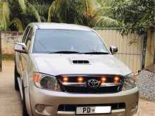 https://riyasewana.com/uploads/toyota-hilux-vigo-710474722453.jpg