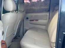 https://riyasewana.com/uploads/toyota-hilux-vigo-79494217586.jpg