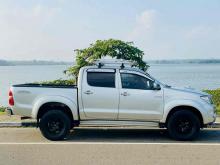 https://riyasewana.com/uploads/toyota-hilux-vigo-813344524821.jpg