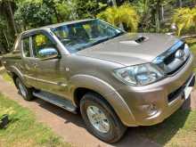 https://riyasewana.com/uploads/toyota-hilux-vigo-8141622142.jpg